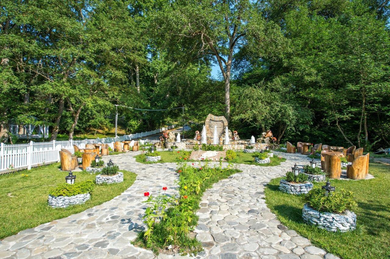 Chukhur Gabala Museum Hotel מראה חיצוני תמונה
